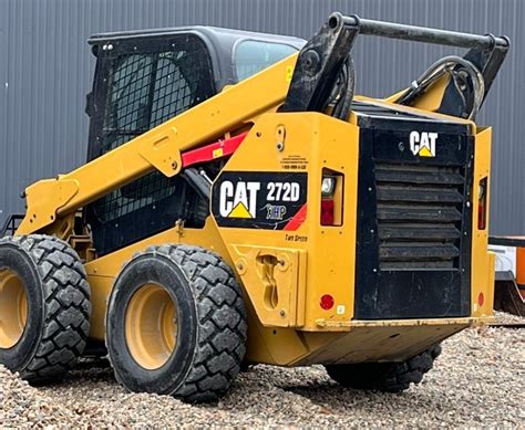 332g skid steer vs cat 272d|cat 272d tire size.